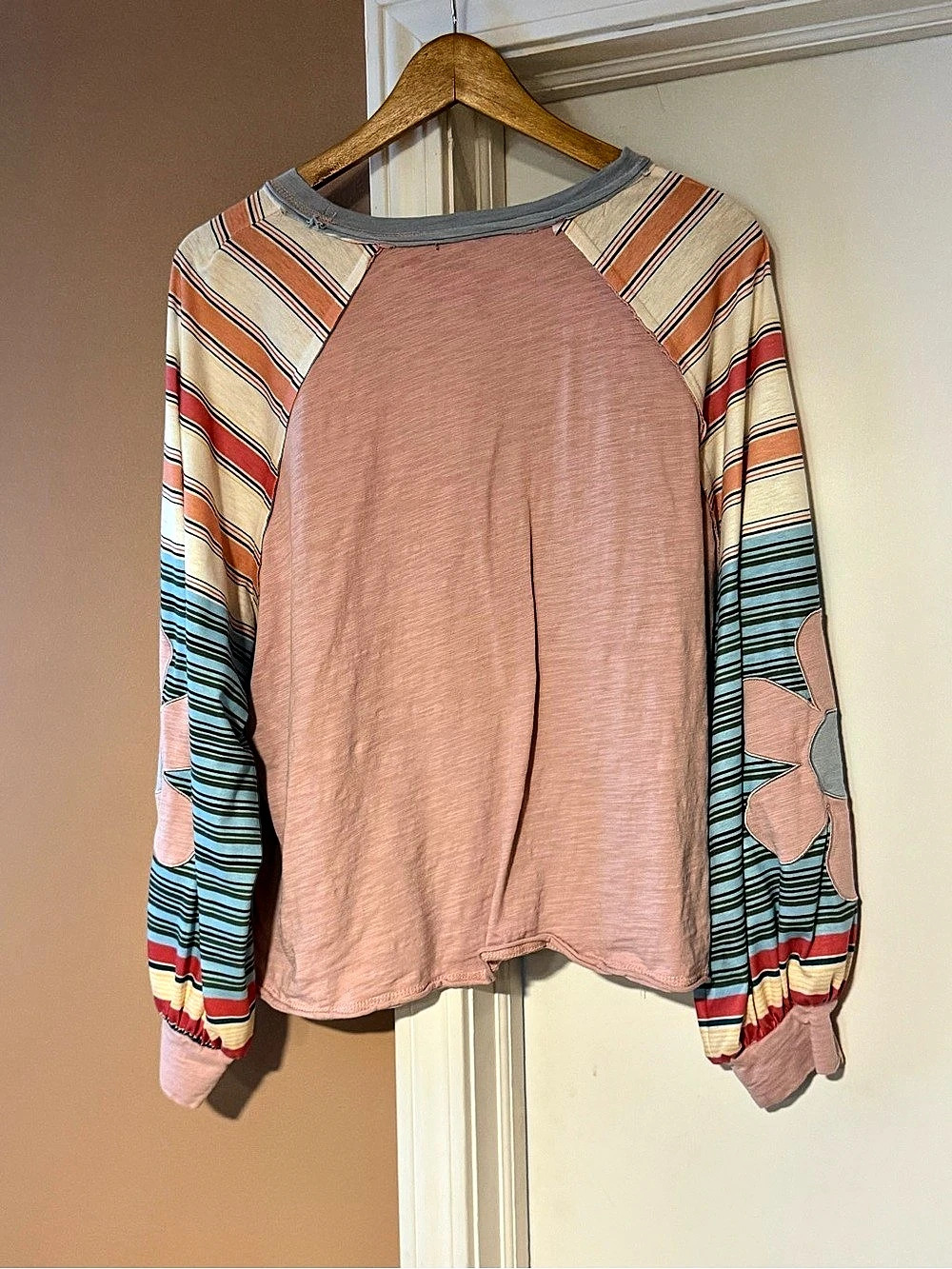 Striped Raglan Top in Pink Size Medium